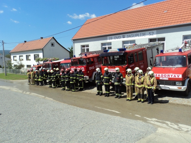 USPJELA ZDRUŽENA VJEŽBA VATROGASNOG CENTRA BRESTOVAC U JAGUPLIJAMA